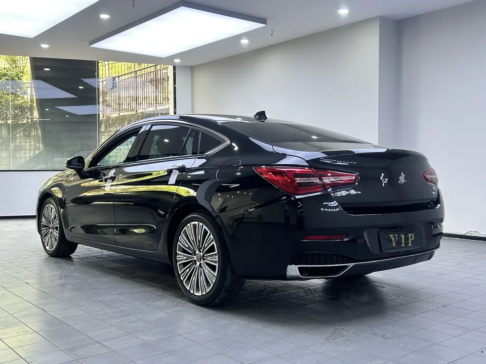 Hongqi H5 classic Hongqi H5 Classic 2022 Classic 1.5T DCT Qiyue Edition 2023 — миниатюра 2