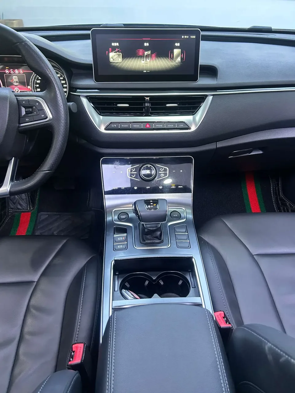 Hongqi H5 classic Hongqi H5 Classic 2022 Classic 1.5T DCT Qiyue Edition 2023 — миниатюра 3