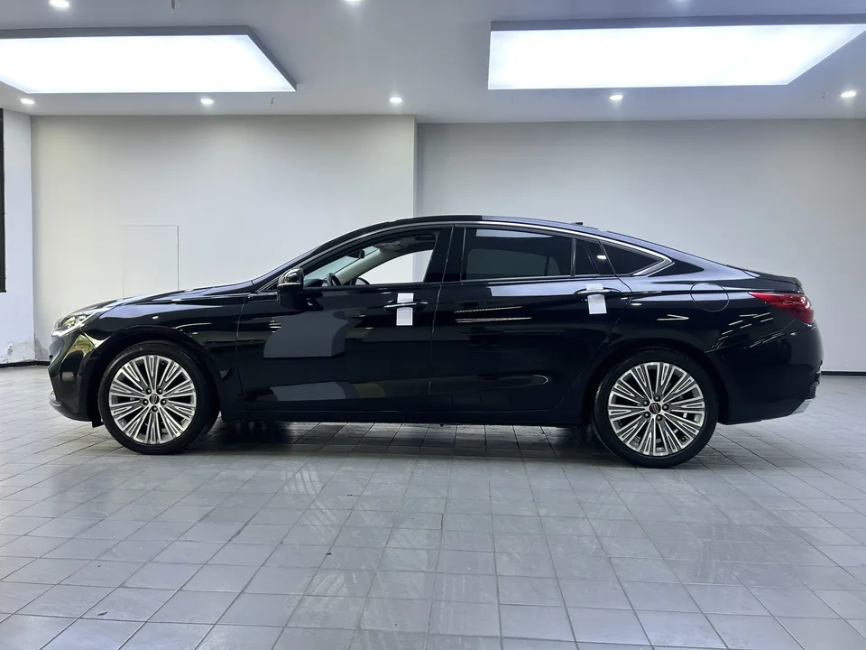 Hongqi H5 classic Hongqi H5 Classic 2022 Classic 1.5T DCT Qiyue Edition 2023 — миниатюра 4