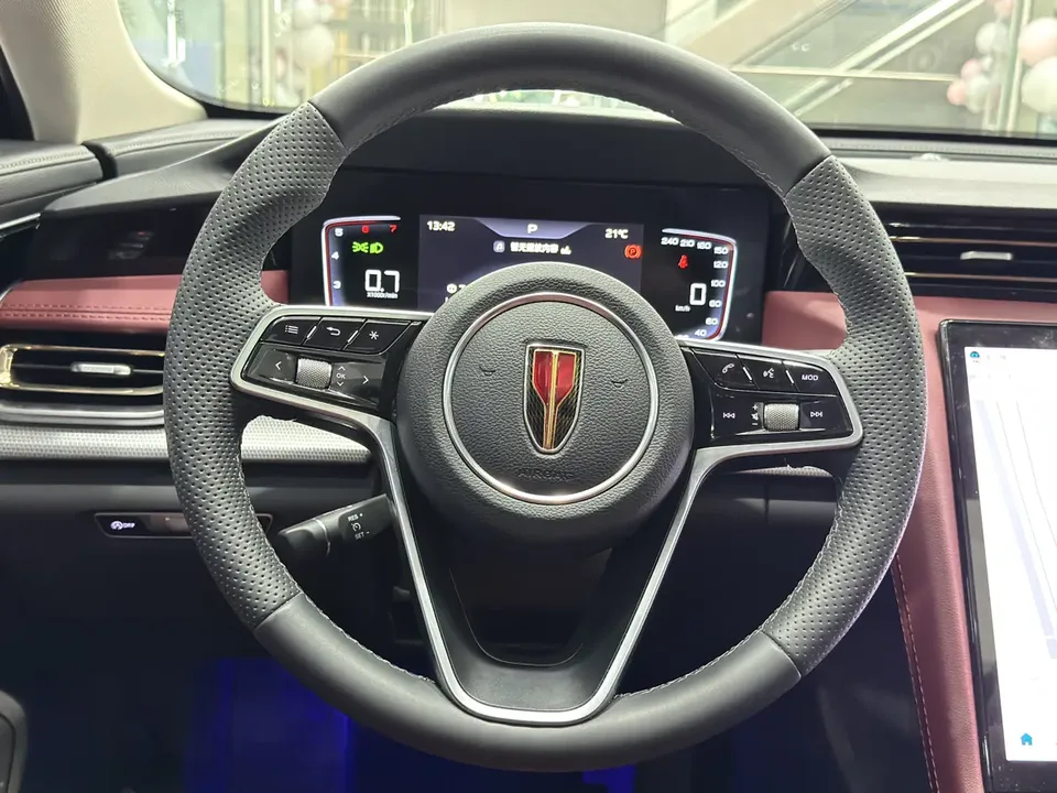 Hongqi H5 Hongqi H5 2023 1.5T DCT Zhilian Qiyue Edition 2023 — миниатюра 3