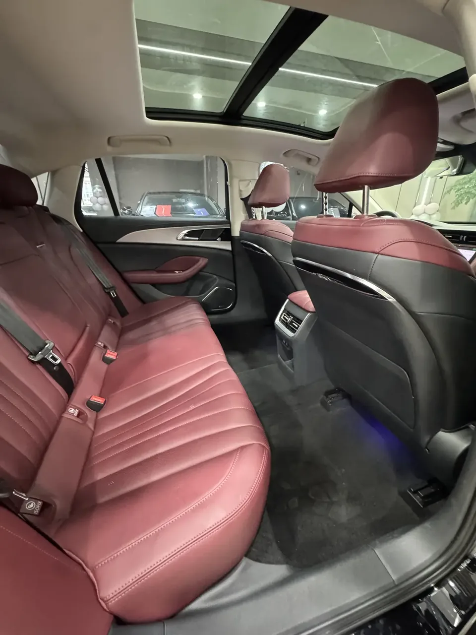 Hongqi H5 Hongqi H5 2023 1.5T DCT Zhilian Qiyue Edition 2023 — миниатюра 4