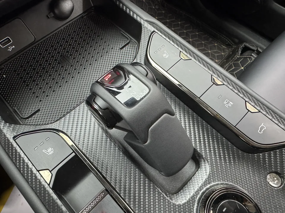 Haval Big Dog PLUS 2.0T Two-wheel drive Chaozhou Edition Plus 2025 — миниатюра 3