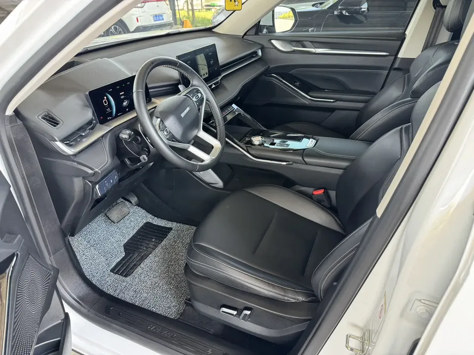 Haval H6 third generation 2.0T automatic four-wheel drive Max version 2022 — миниатюра 4