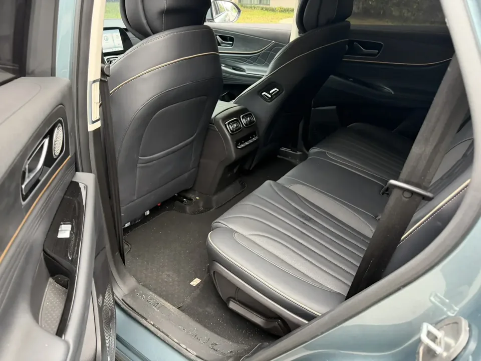 Chery Tiggo 9 2.0T DCT two-wheel drive premium version 7 seats 2023 — миниатюра 4