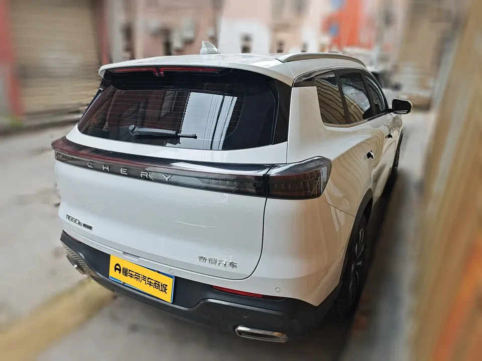 Chery Tiggo 8 PLUS Tiggo 8 PLUS 2025 Kunpeng 290TGDI DCT Luxury 5-seater 2025 — миниатюра 4