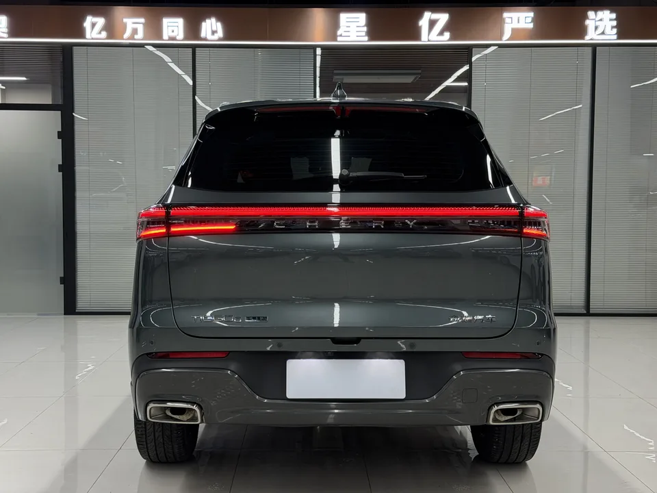 Chery Tiggo 8 PLUS Tiggo 8 PLUS 2025 Kunpeng 290TGDI DCT Luxury 5-seater 2024 — миниатюра 2