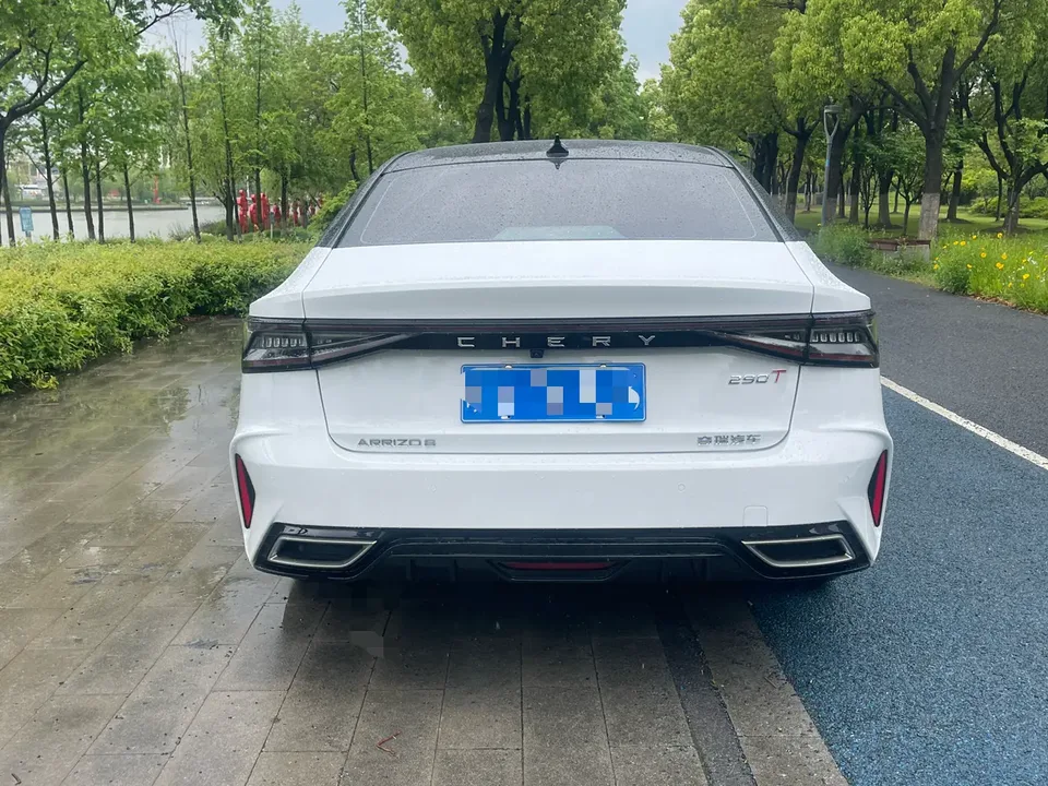 Chery Arrizo 8 1.6TGDI DCT Elegant 2023 — миниатюра 5