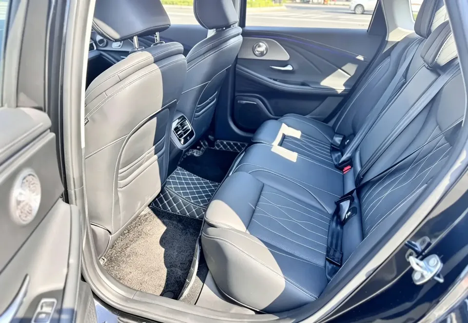 Chery Arrizo 8 High Energy Edition 2.0T DCT 2024 — миниатюра 3
