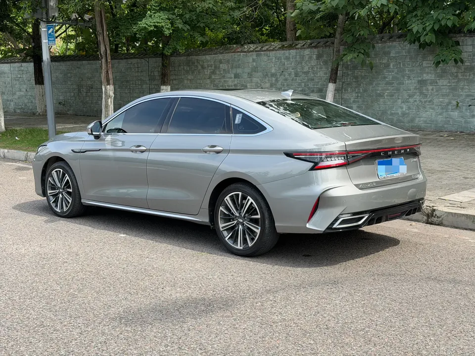 Chery Arrizo 8 1.6TGDI DCT Elegant 2024 — миниатюра 4