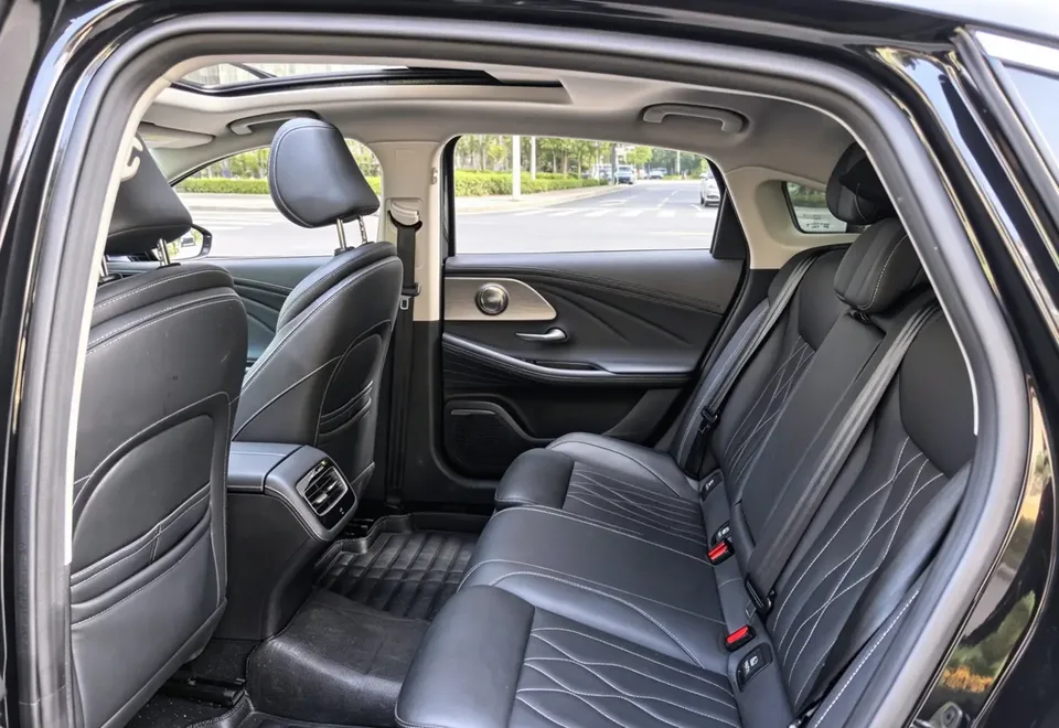Chery Arrizo 8 1.6TGDI DCT 2023 — миниатюра 3