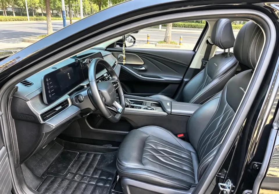 Chery Arrizo 8 1.6TGDI DCT 2023 — миниатюра 5