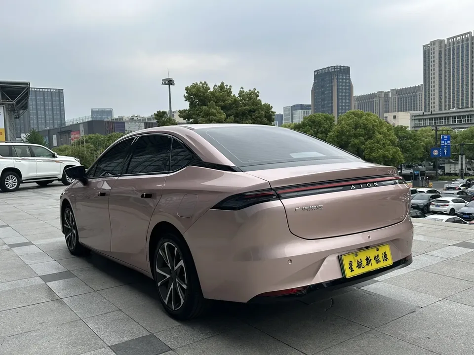 AION S AION S 2024 MAX 70 Star Edition Lithium Iron Phosphate 2025 — миниатюра 2