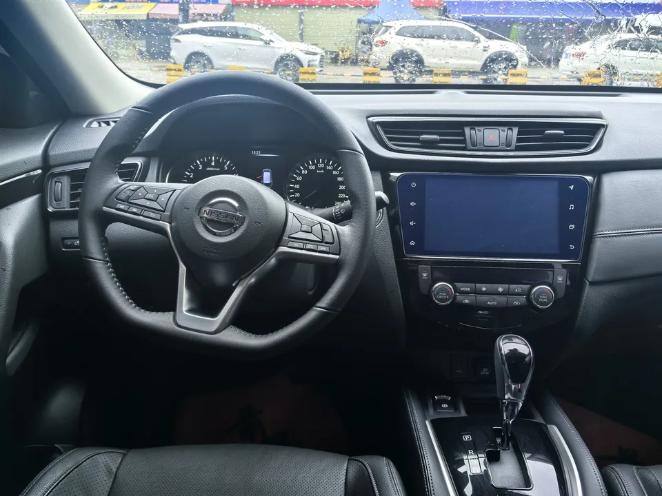 Nissan X-Trail X-Trail 2022 2.0L 2WD Intelligent Link Premium Edition 2023 — миниатюра 3