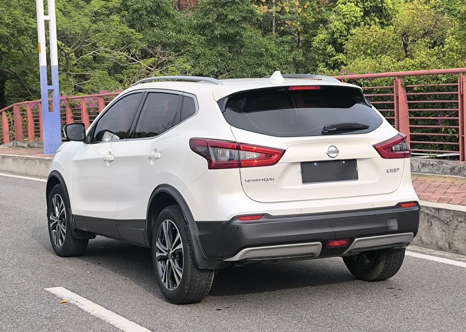 Nissan Qashqai Qashqai 2022 2.0L XV Prem. Deluxe Edition 2023 — миниатюра 2