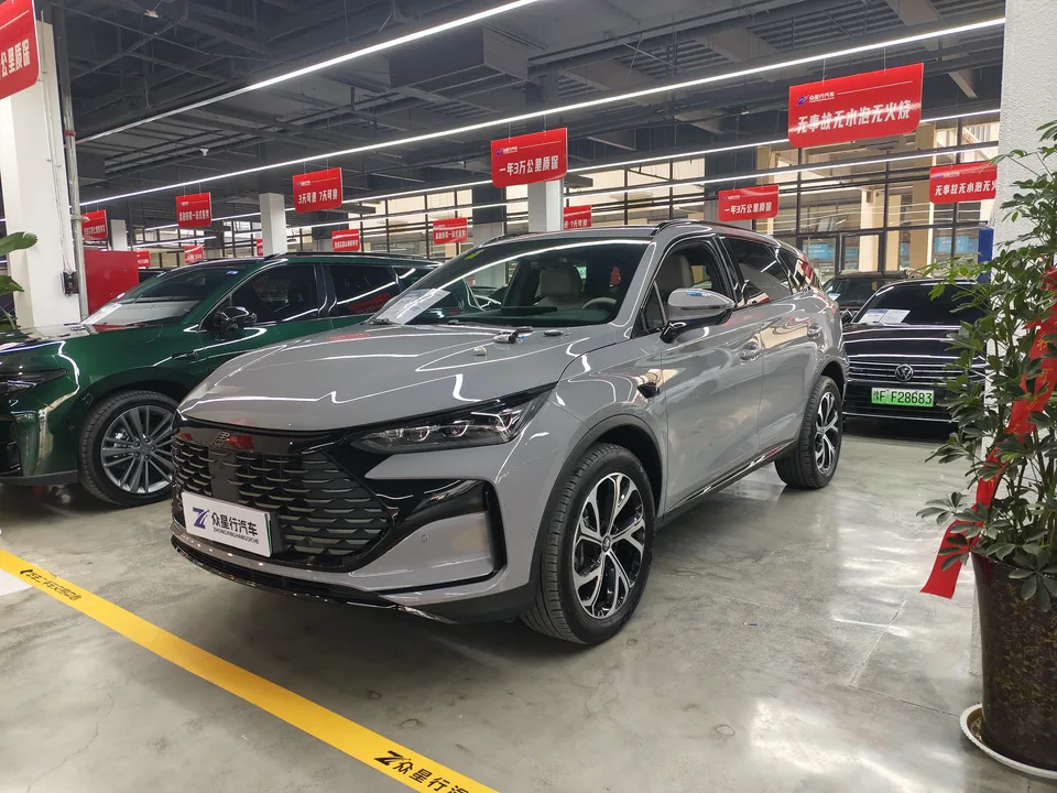 BYD Tang DM 2025