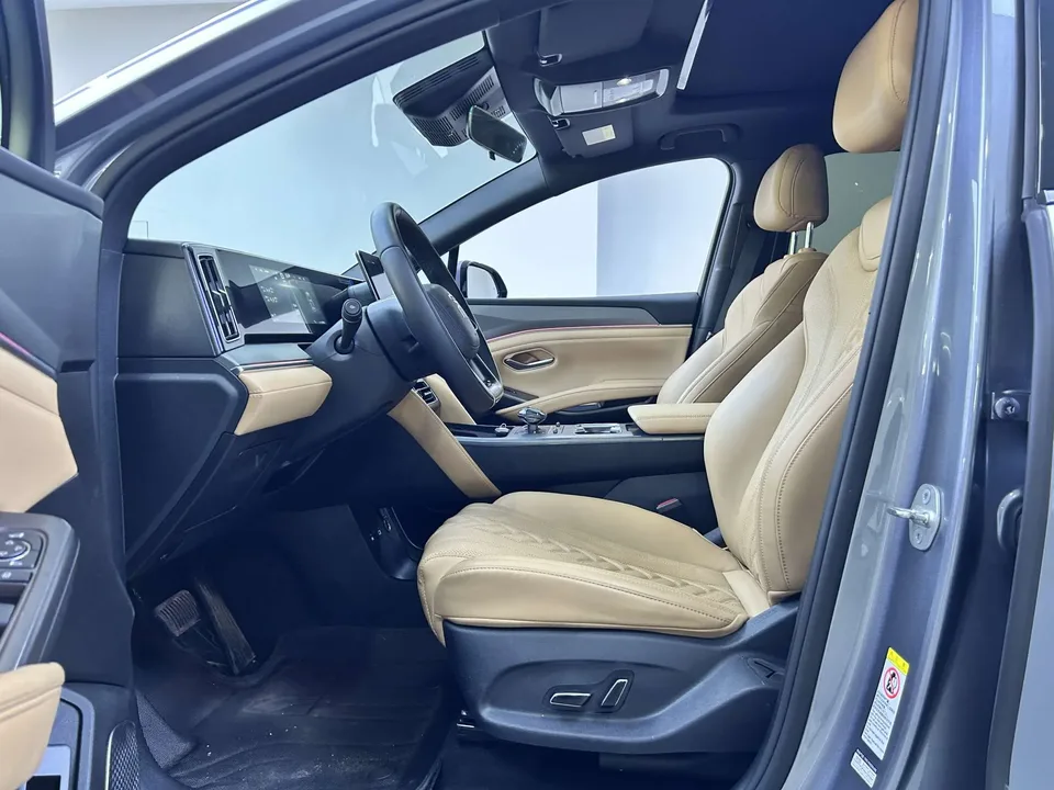 BYD Song L DM DM-i 112KM Leading Model 2024 — миниатюра 3