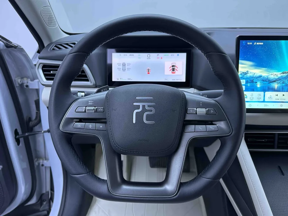 BYD Yuan Up Smart Driving Edition 401KM Vitality Edition 2025 — миниатюра 4