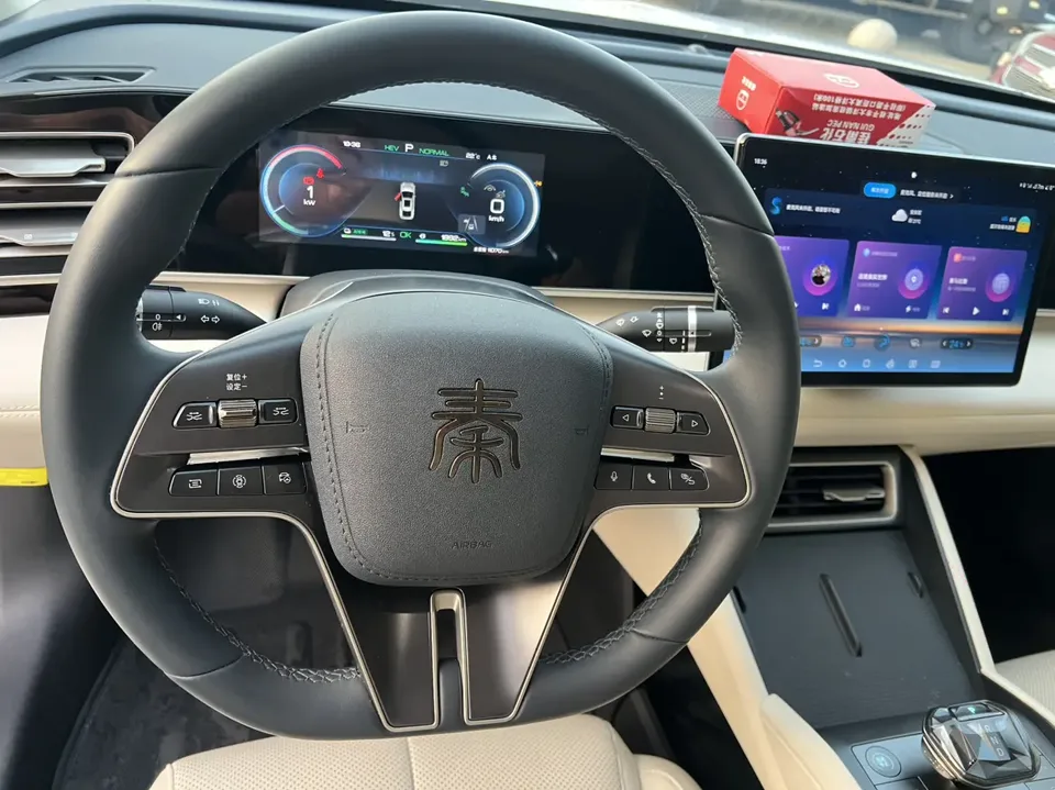 BYD Qin L DM DM-i 120KM Beyond Edition 2025 — миниатюра 5