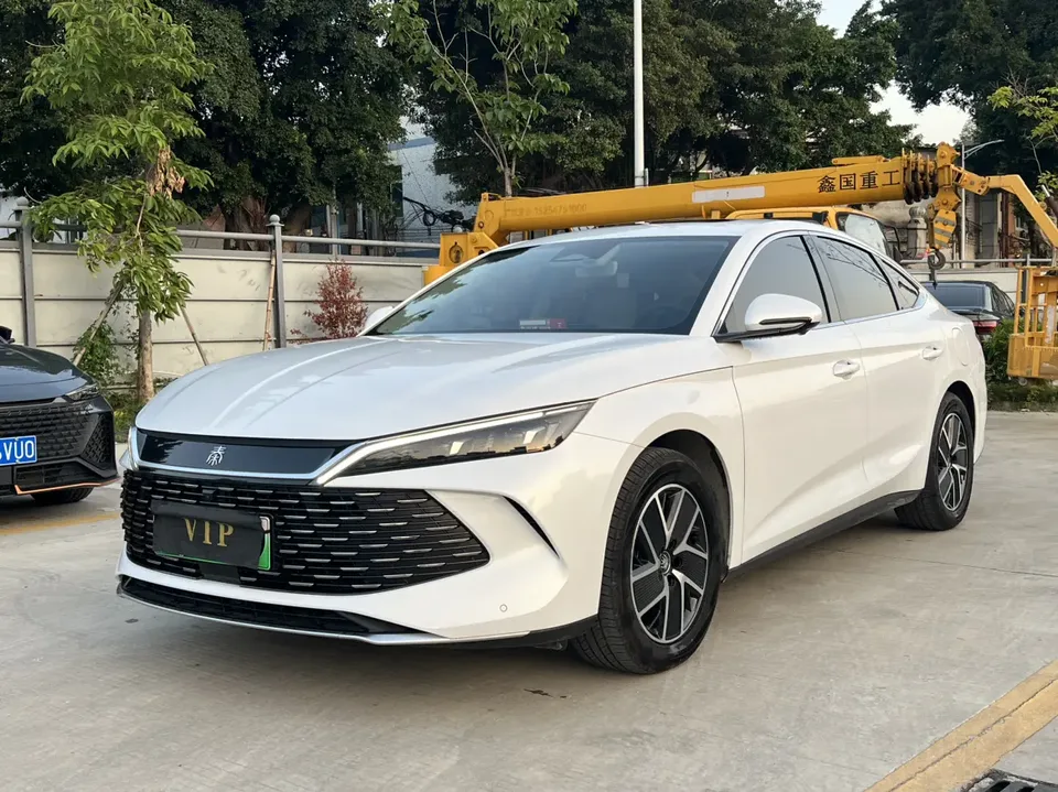 BYD Qin L DM 2025