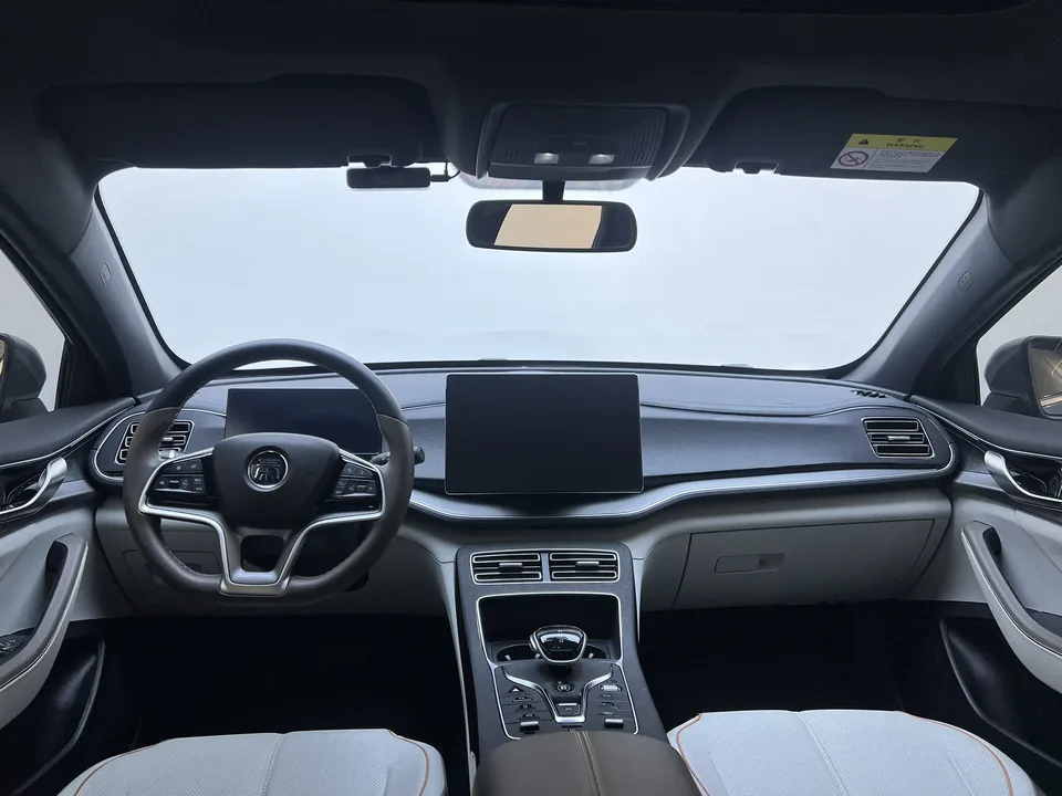 BYD Qin PLUS EV Honor Edition 420KM Transcendence Type 2024 — миниатюра 2