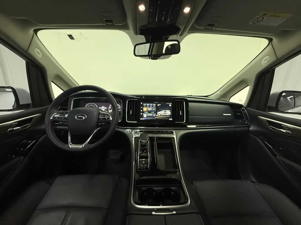GAC Trumpchi M8 Trumpchi M8 2023 Lingxiu Series 390T Premium Edition 2022 — миниатюра 4