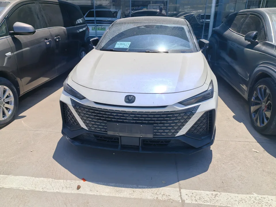 Changan UNI-V 2024