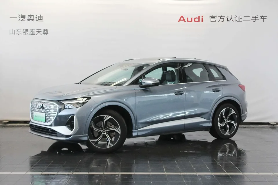 Audi Q4 e-tron 2025