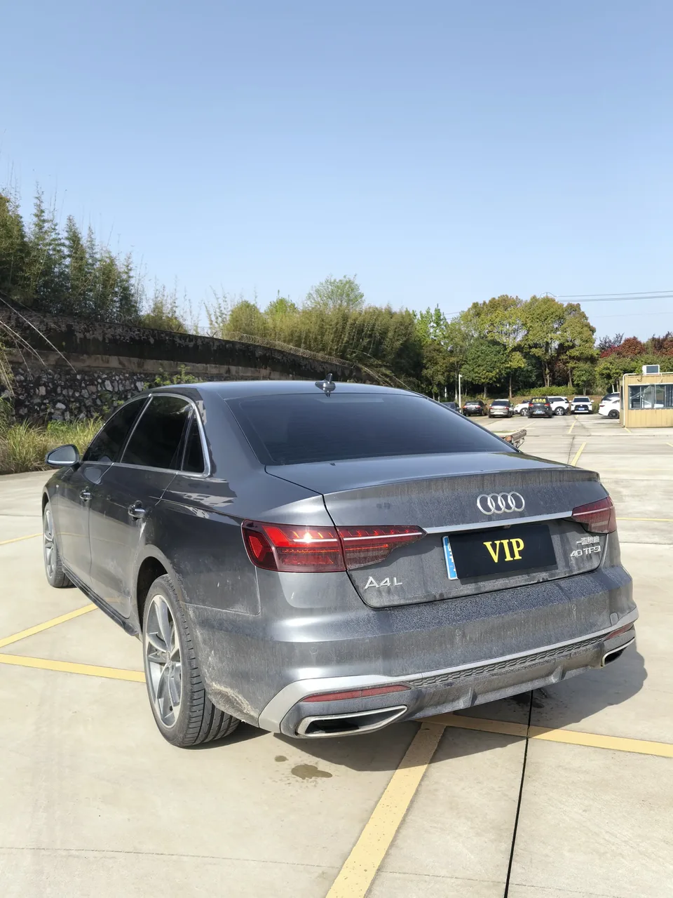 Audi a4 l Audi A4L 2022 40 TFSI Fashion Dynamic Edition 2022 — миниатюра 4