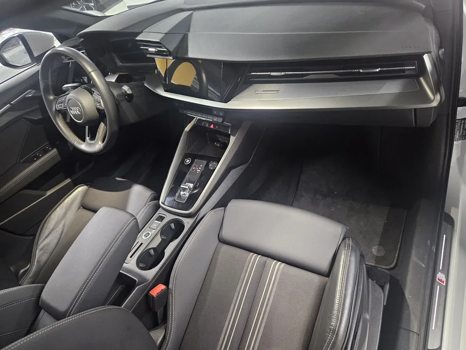 Audi A3 facelift A3L Limousine 35 TFSI stylish and sporty 2023 — миниатюра 5