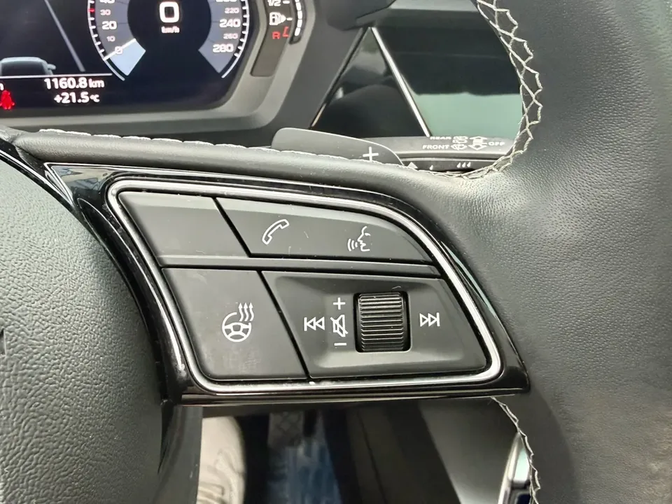 Audi A3 Sportback 35 TFSI stylish and sporty 2022 — миниатюра 2