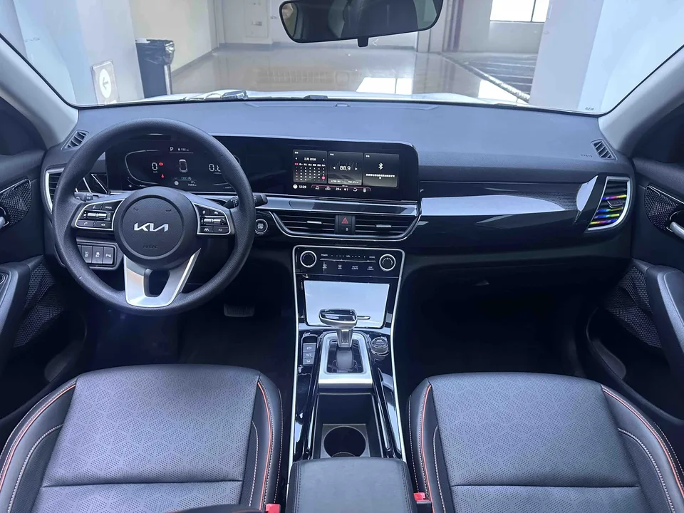 Kia Seltos CYLTUS 1.5L IVT Luxury Edition 2023 — миниатюра 4