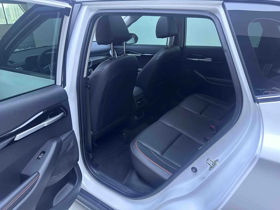 Kia Seltos CYLTUS 1.5L IVT Luxury Edition 2023 — миниатюра 5