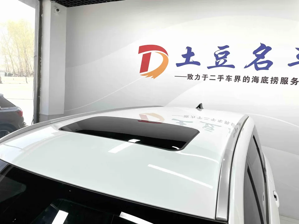 Wuling Jiachen Wuling Jiachen 2022 1.5T CVT Premium Flagship Model 2022 — миниатюра 3