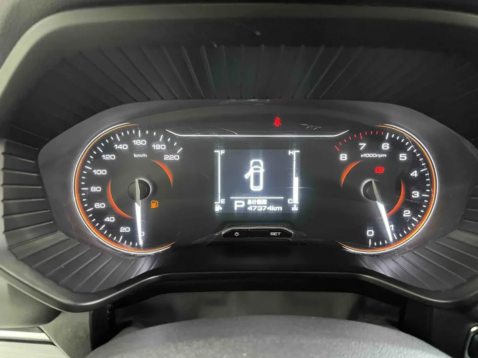 Wuling Jiachen Wuling Jiachen 2022 1.5T CVT Premium Flagship Model 2022 — миниатюра 4