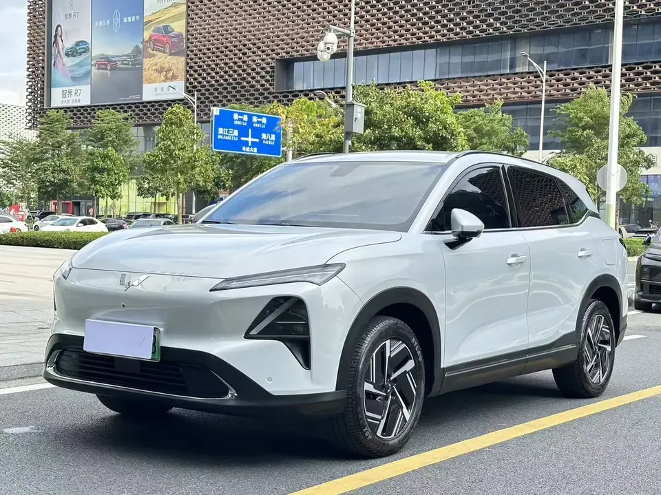 Wuling Starlight S PHEV 2024