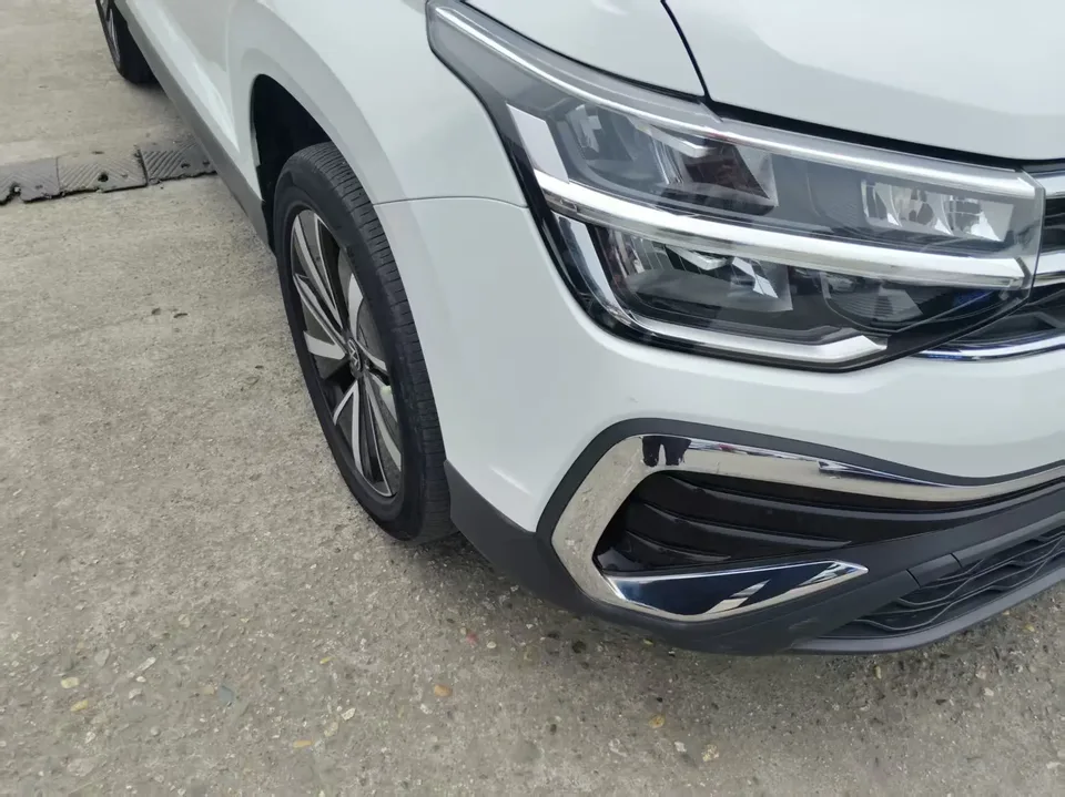 Volkswagen Tharu 300TSI 2WD Crescent Edition 2023 — миниатюра 5