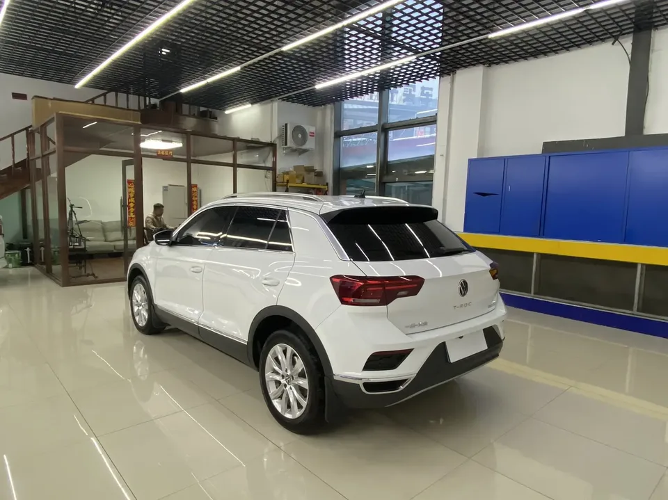 Volkswagen T-Roc Tanyue 280TSI DSG 2WD Elite PLUS 2022 — миниатюра 4