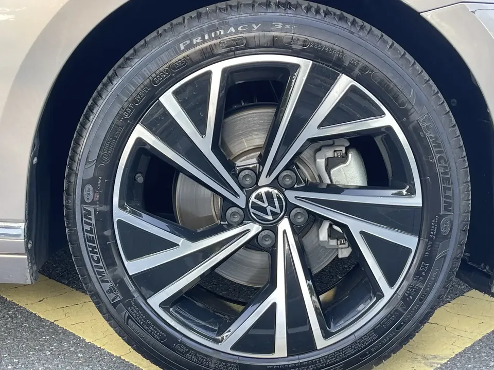 Volkswagen Magotan 330TSI DSG 30th Anniversary Edition 2022 — миниатюра 5