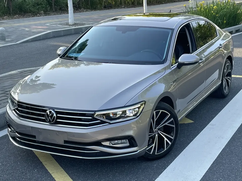 Volkswagen Magotan 2022