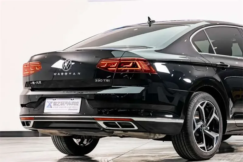 Volkswagen Magotan facelift model 330TSI DSG luxury model 2025 — миниатюра 3
