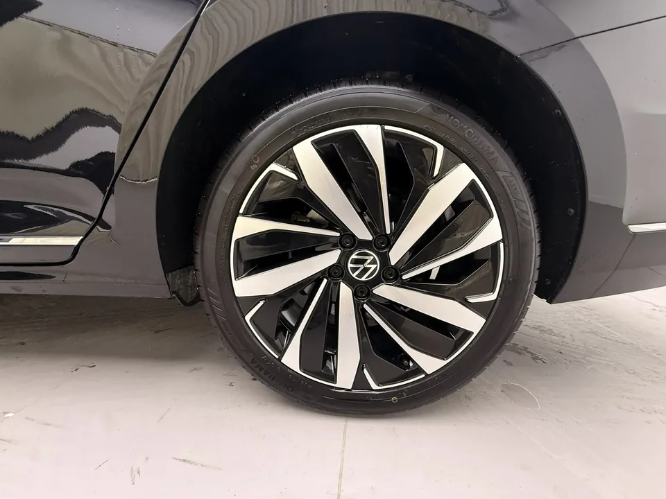 Volkswagen Passat Passat 2022 330TSI Elite Edition 2022 — миниатюра 2