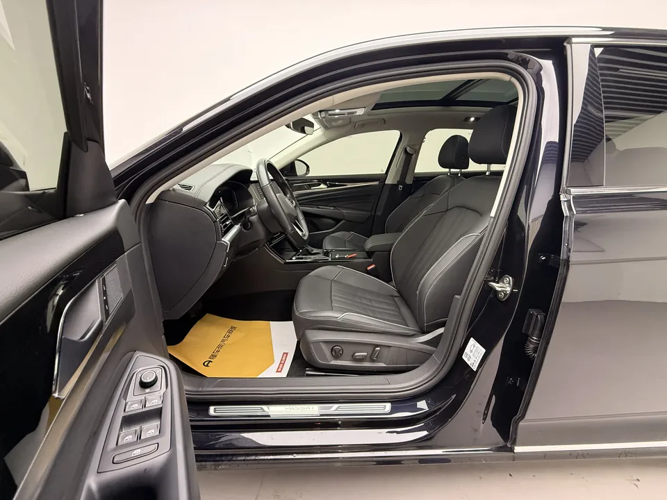 Volkswagen Passat Passat 2022 330TSI Elite Edition 2022 — миниатюра 4