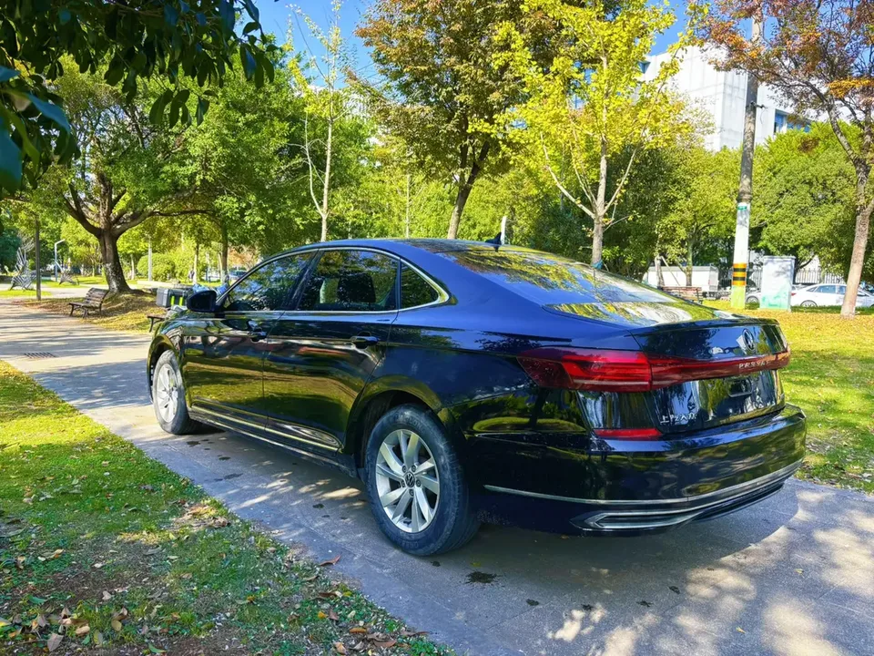 Volkswagen Passat Passat 2022 280TSI Business Edition 2022 — миниатюра 4