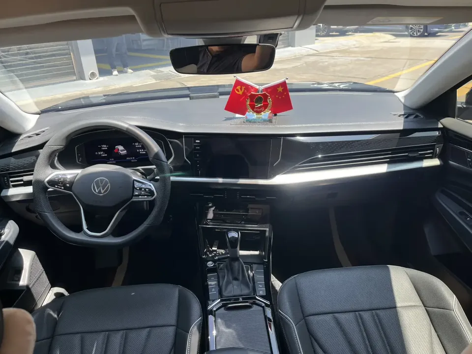 Volkswagen Passat Passat 2024 380TSI Starry Sky Deluxe Edition 2024 — миниатюра 5