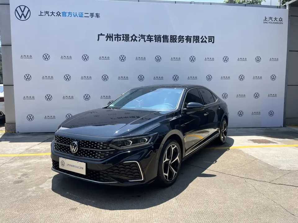 Volkswagen Passat 2024