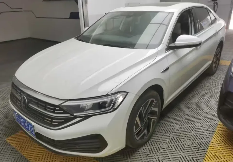Volkswagen Sagitar 2023