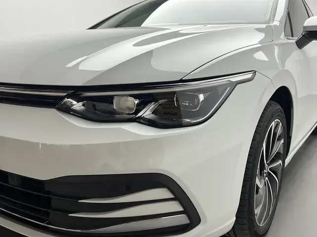 Volkswagen Golf golf 2023 280TSI DSG Pro 2023 — thumbnail 4