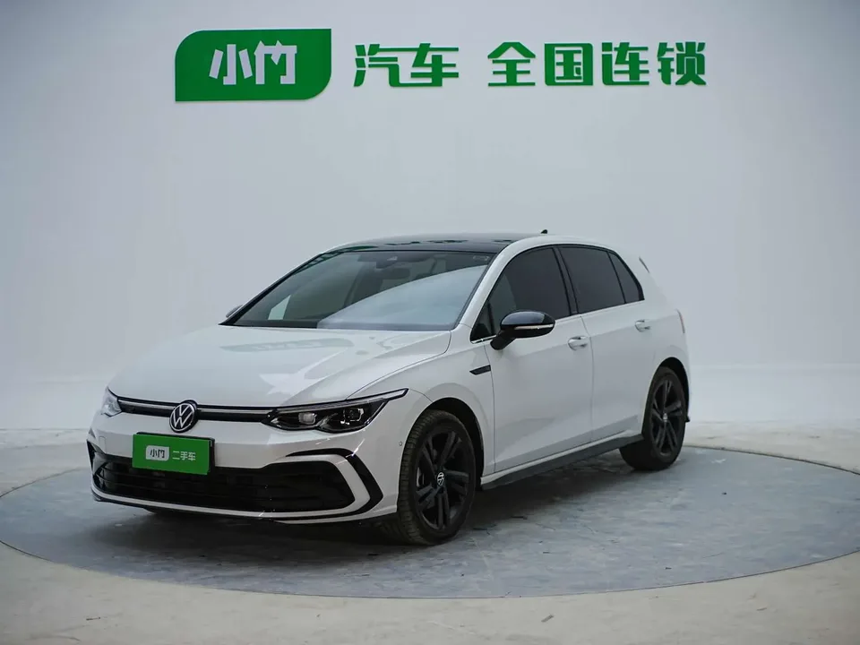 Volkswagen Golf Golf 2021 280TSI DSG R-Line 2022 — фото 1, купить с доставкой в Москву
