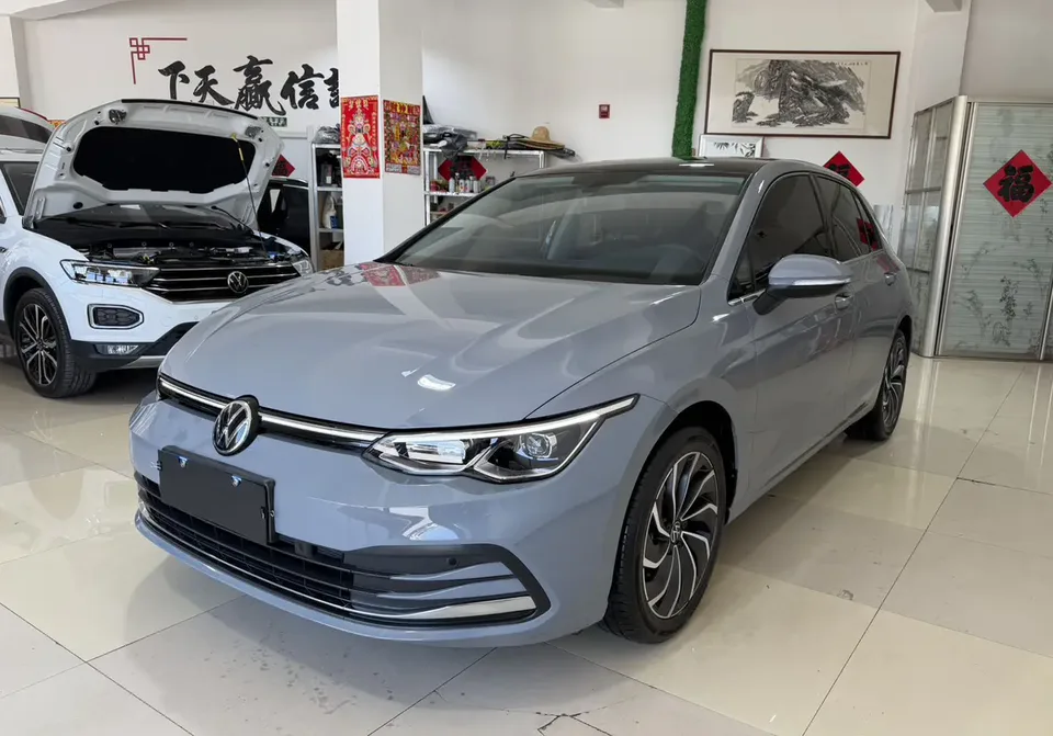 Volkswagen Golf Golf 2021 280TSI DSG Pro 2022 — фото 1, купить с доставкой в Москву