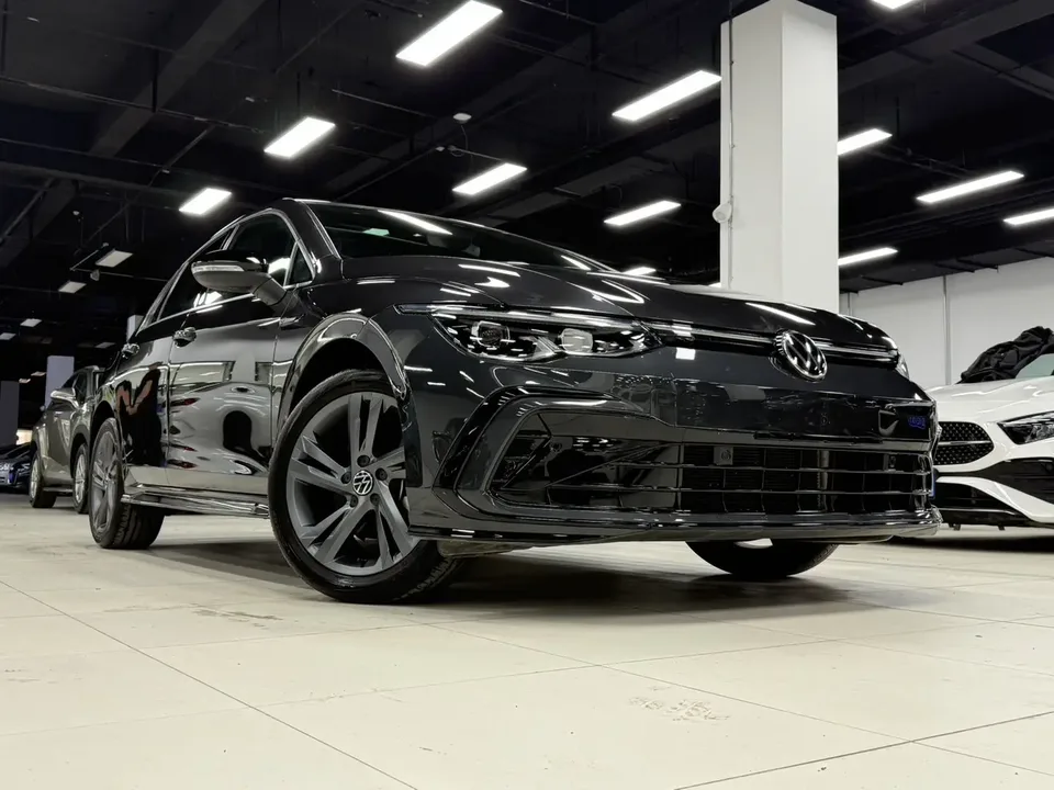 Volkswagen Golf 280TSI DSG R-Line 2022 — миниатюра 4